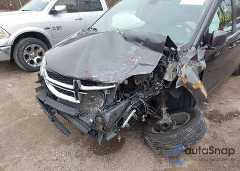 2019 Dodge Grand Caravan Sxt z USA, uszkodzony, nr VIN 2C4RDGCG5KR776811